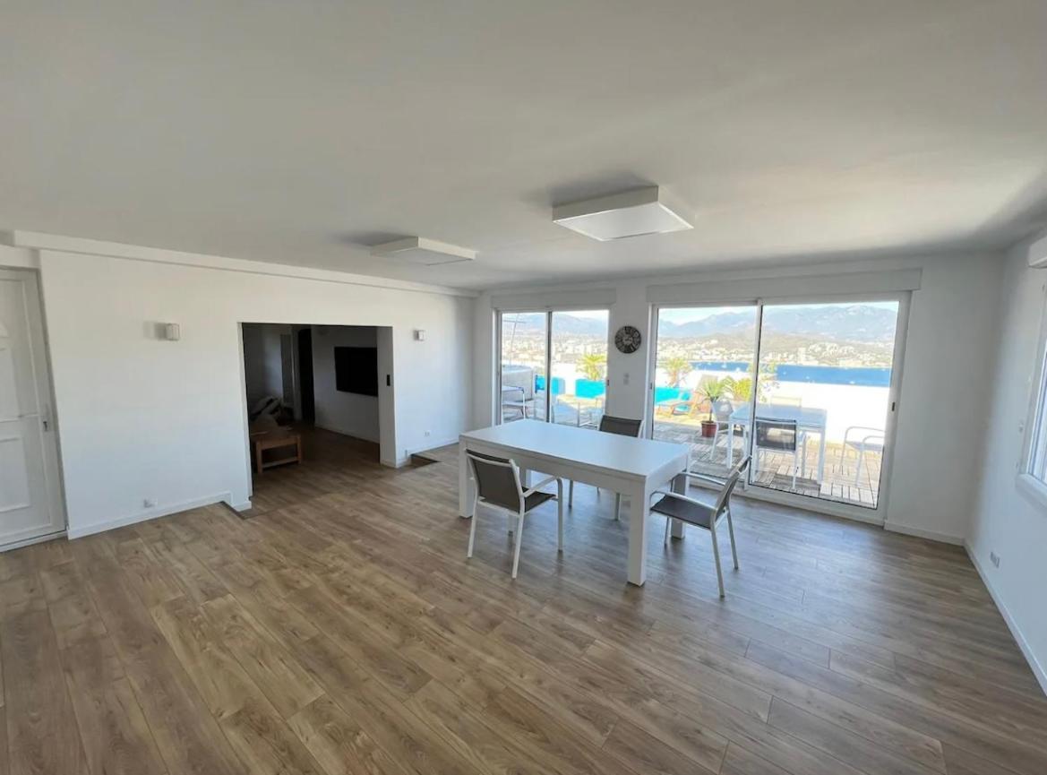 Apartment Penthouse Panoramique Avec Jacuzzi